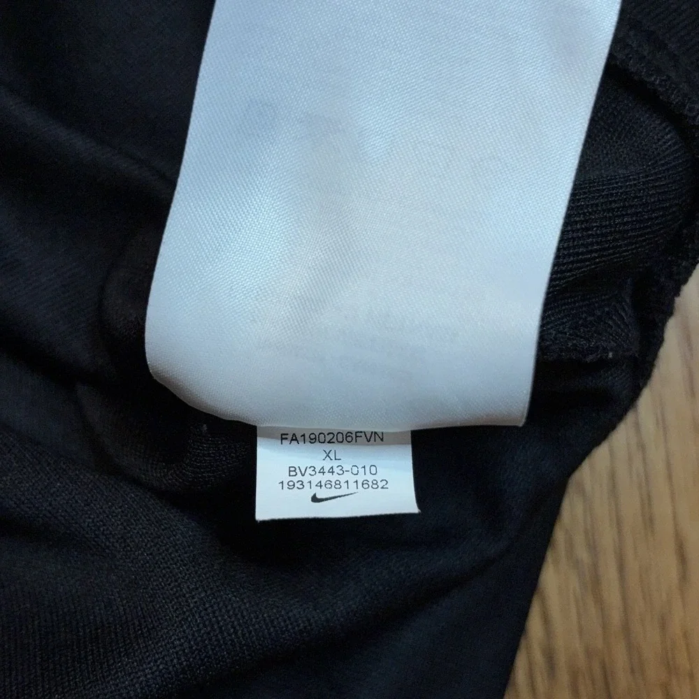 Y2K Nike Center Swoosh Tape‎ Crew Neck Women's XL Sweatshirt Black Athletic